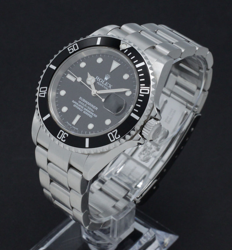 Rolex Submariner Date 16610T, Box & Papers, 2004