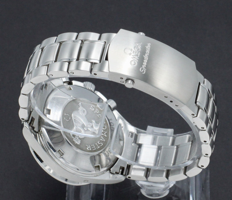 Omega Speedmaster Day Date 3220.50.00 - 2007 - Omega horloge - Omega kopen - Omega heren horloge - Trophies Watches